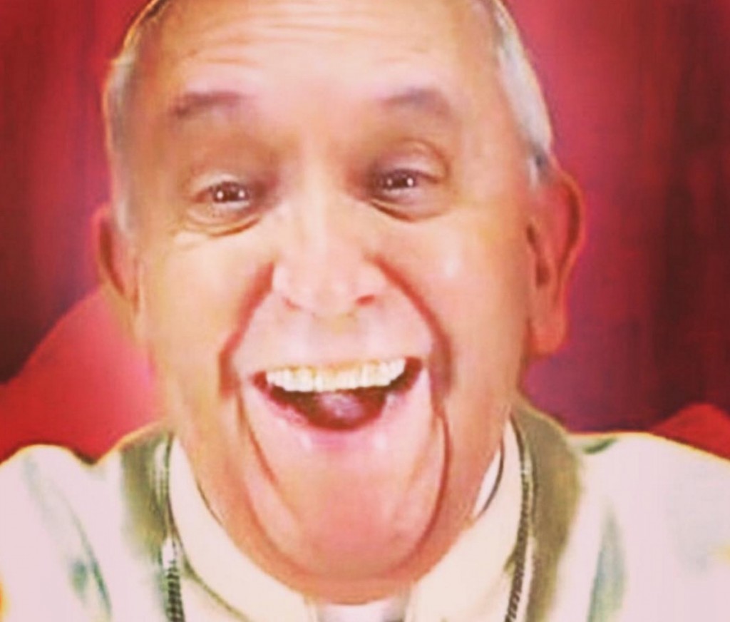 selfie-fake-papa-francesco