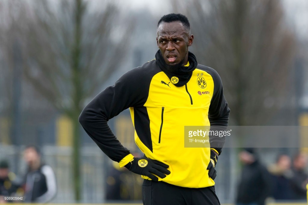 Usain Bolt, durante il suo provino con il Borussia Dortmund