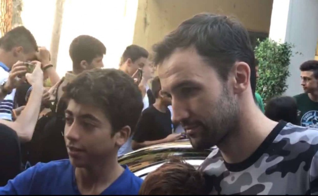 38143544_10215148111169330_7758524714150002688_n