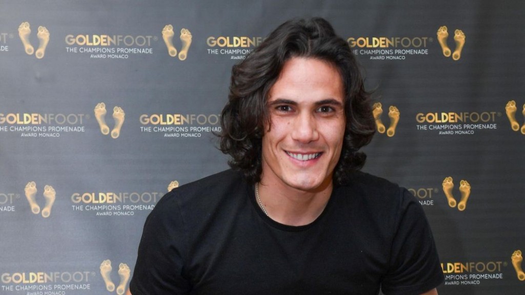 Cavani, vincitore 16esima edizione del Golden Foot