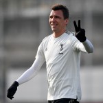 Mandzukic accostato alla Lazio