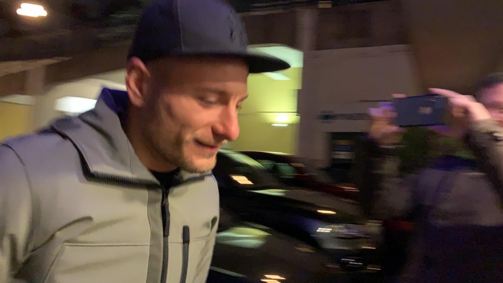 L'attaccante biancoceleste Ciro Immobile si reca in clinica per accertamenti.