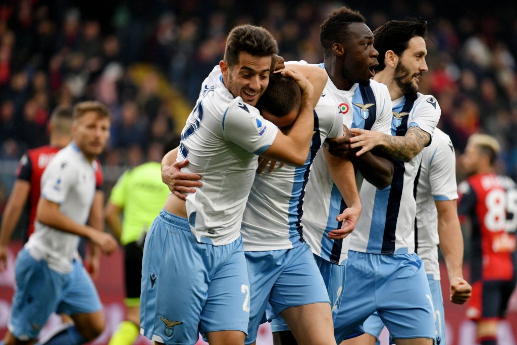 Lazio: abbraccio di gruppo