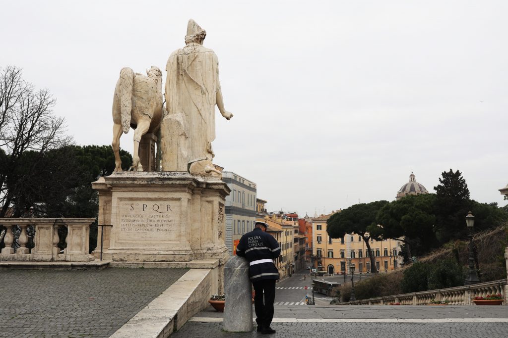 Citta Fantasma: Rome On Coronavirus Lockdown