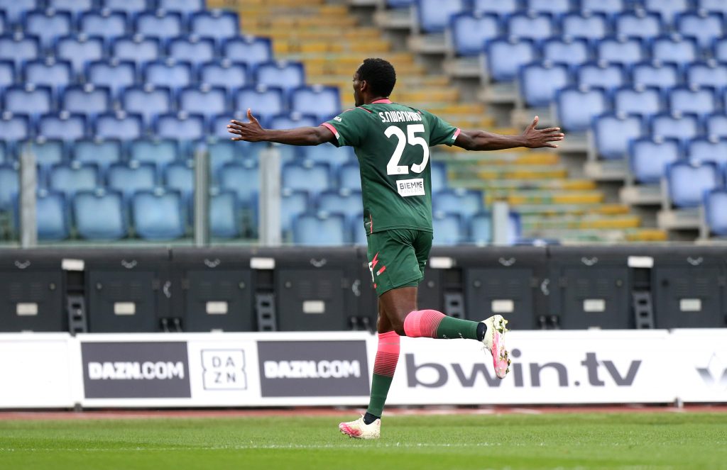 Doppietta di Simy contro la Lazio