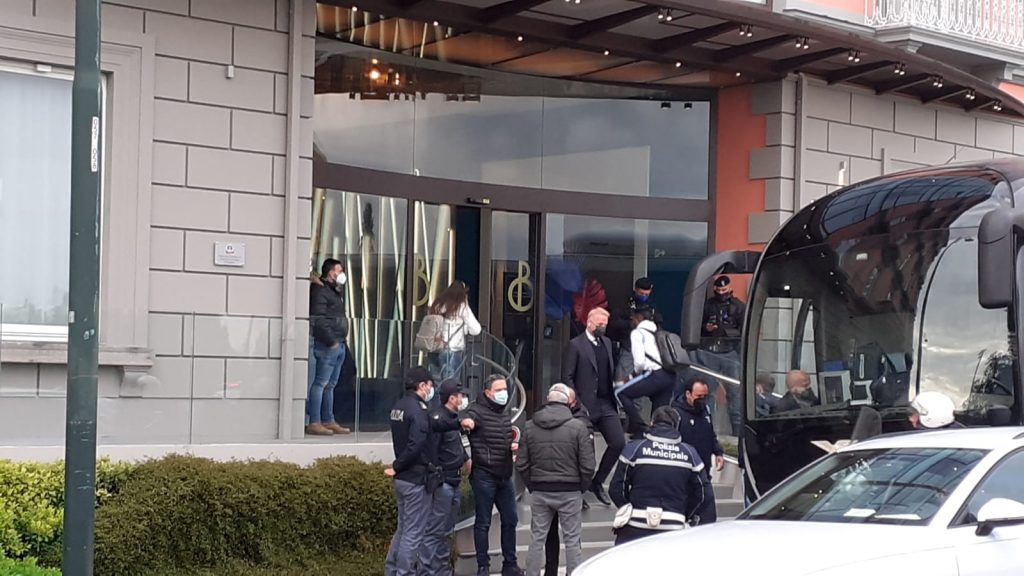 8d68e9d3-0ff9-41dd-825e-22fcd3ae2d14