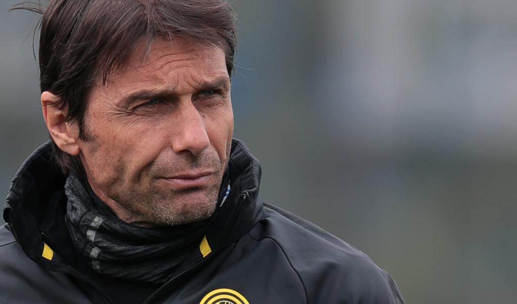 Conte al lavoro su Hakimi