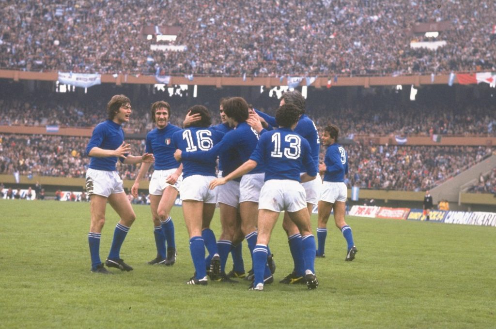 L'Italia fa festa dopo la finale del 1982