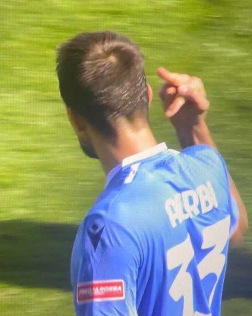 3c84cefc-cb54-4186-b77c-96342ae8ae87_1200x1500