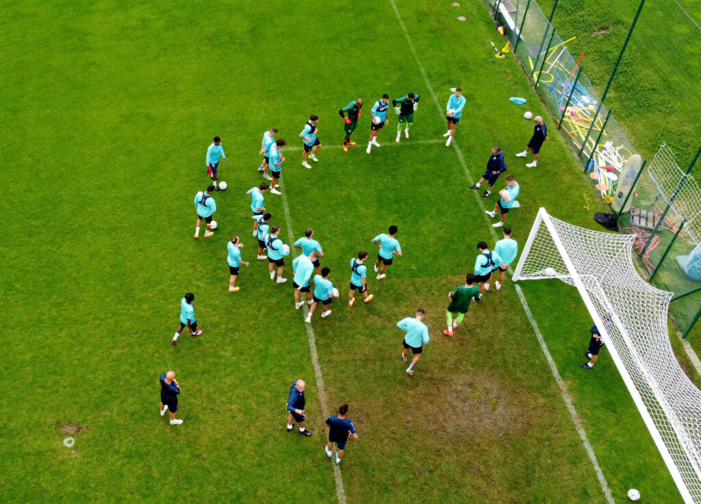 Sarri tiene a rapporto la Lazio