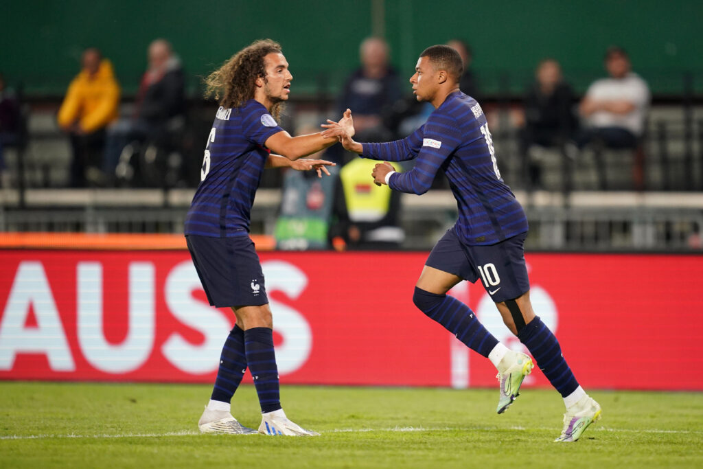 Guendouzi e Mbappé