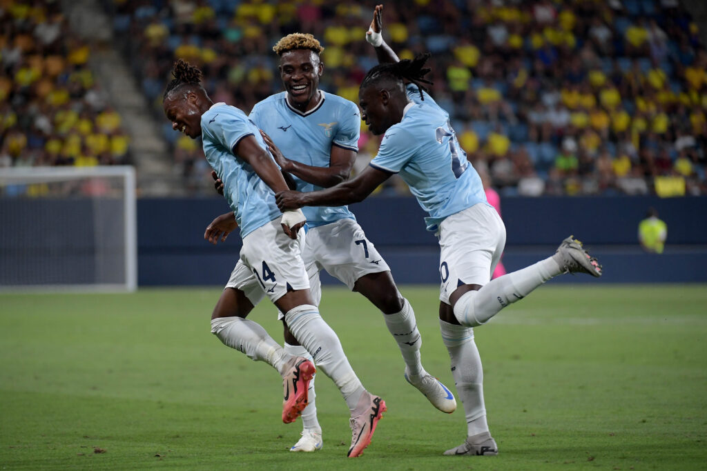 Noslin, Dele-Bashiru e Tchaouna