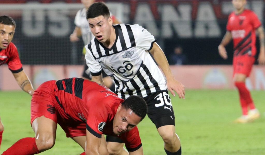 Enso Gonzalez e Vitor Roque