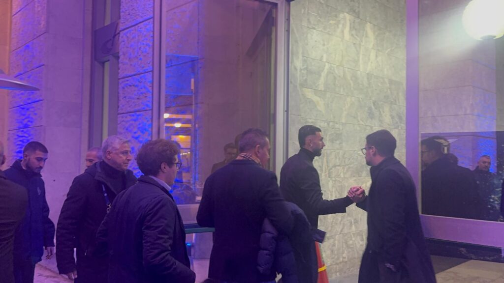 WhatsApp Image 2024-12-17 at 20.30.52