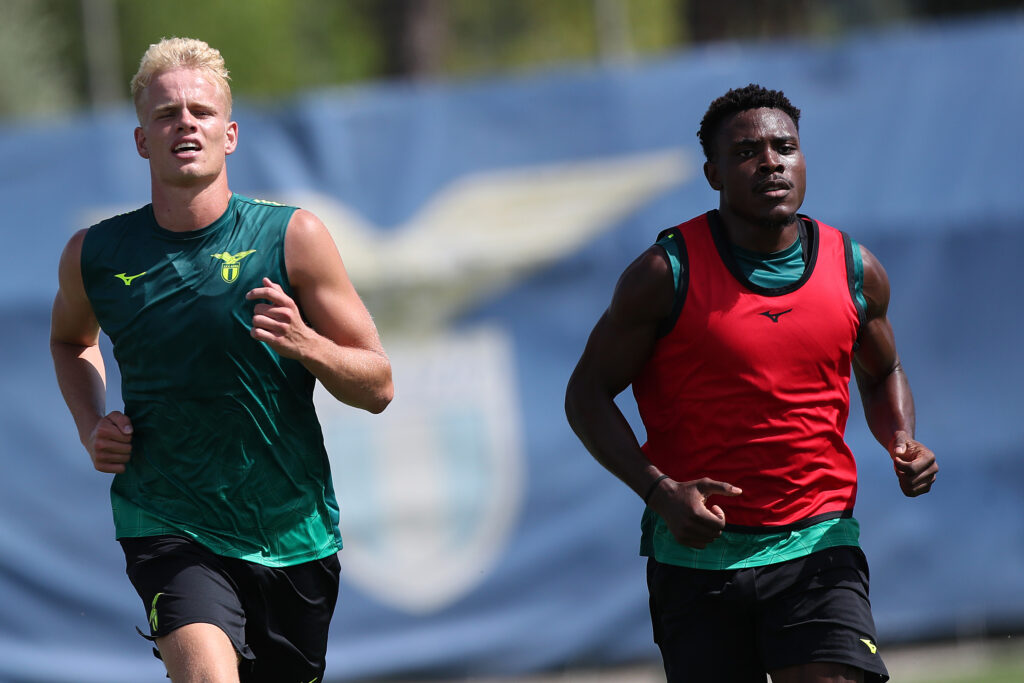 Provstgaard e Dele-Bashiru