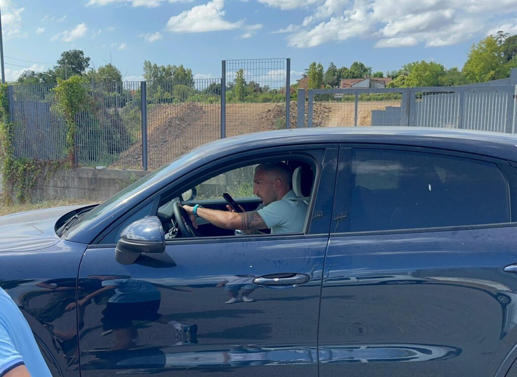 00e92b46-90cd-4aad-aa3b-4cfc4226a432